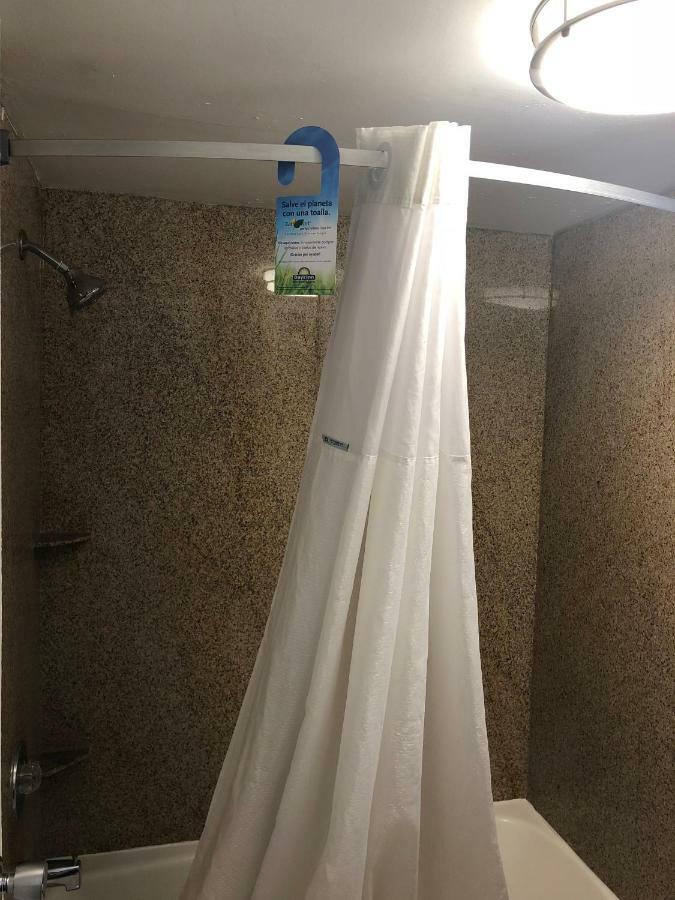 Days Inn By Wyndham פורט מאיירס מראה חיצוני תמונה